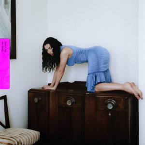 DOWNLOAD MP3: CHARLI XCX – VON DUTCH