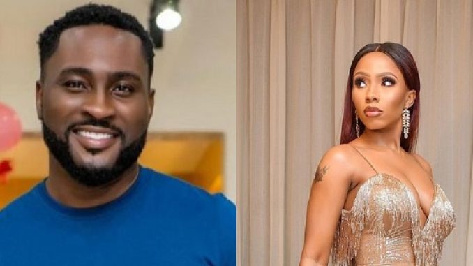 Mercy Advises Pere Not to Miss the Opportunity to Be Friends