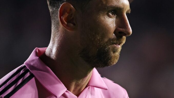 Lionel Messi Opens Up About Lack of Recognition from PSG Following 2022 World Cup Victory